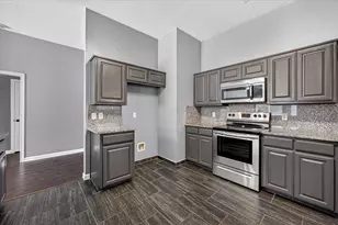 2060 Kenny Ct, Lewisville, TX 75067 - Photo 7