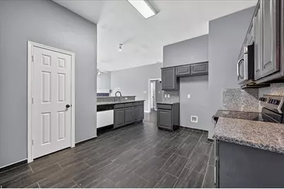 2060 Kenny Court, Lewisville, TX 75067 - Photo 9