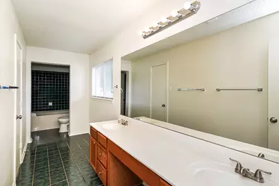 5293 Chessie Circle, Haltom City, TX 76137 - Photo 17