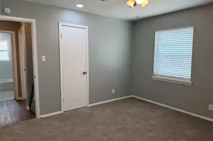 2511 Normont Cir, Fort Worth, TX 76103 - Photo 9