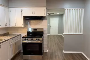 2511 Normont Cir, Fort Worth, TX 76103 - Photo 7