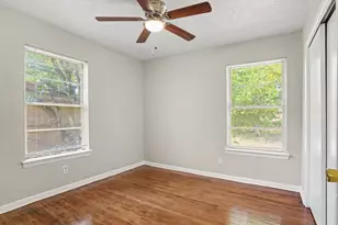 8821 Rustown Dr, Dallas, TX 75228 - Photo 11