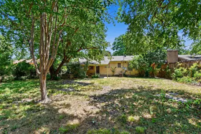 8821 Rustown Drive, Dallas, TX 75228 - Photo 13