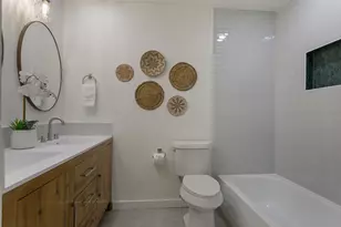 8031 Moss Meadows Dr, Dallas, TX 75231 - Photo 17