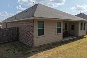 1221 Pistachio Dr, Azle, TX 76020 - Photo 5