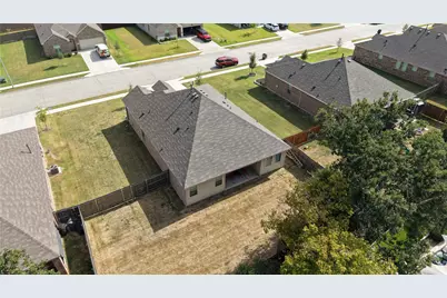 1221 Pistachio Drive, Azle, TX 76020 - Photo 3