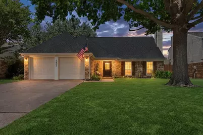 2634 Channing Drive, Grand Prairie, TX 75052 - Photo 3