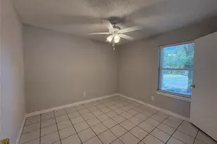 4105 Gentle Springs Dr, Arlington, TX 76001 - Photo 11