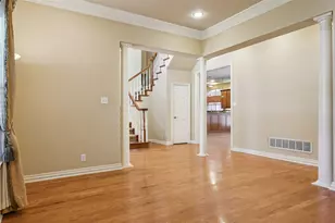 27 Oak Forrest Cir, Denton, TX 76210 - Photo 5