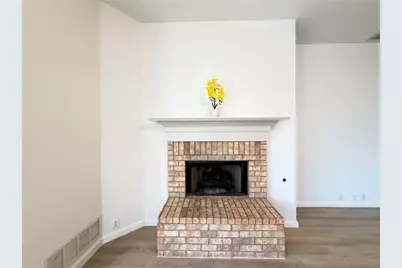 2811 Barco, Grand Prairie, TX 75054 - Photo 27