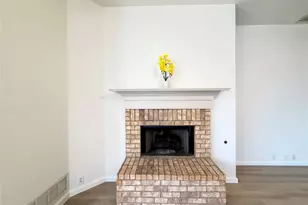 2811 Barco, Grand Prairie, TX 75054 - Photo 27
