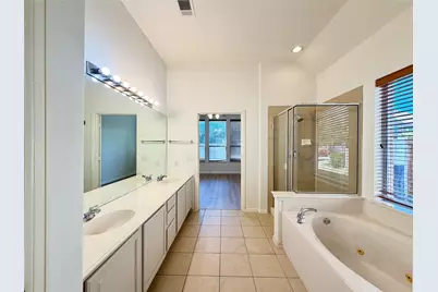 2811 Barco, Grand Prairie, TX 75054 - Photo 25