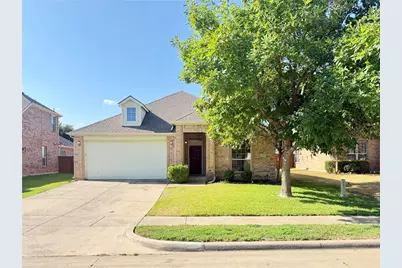 2811 Barco, Grand Prairie, TX 75054 - Photo 1