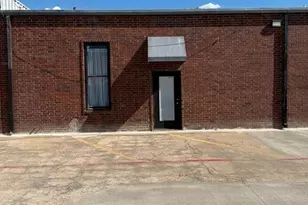 100 NE Main St, Ennis, TX 75119 - Photo 1