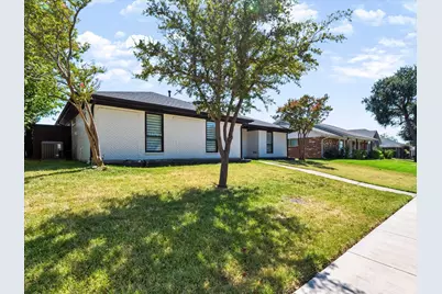 2216 Stonebrook Drive, Carrollton, TX 75007 - Photo 3