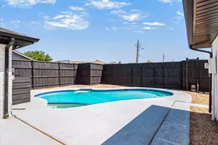 2216 Stonebrook Dr, Carrollton, TX 75007 - Photo 33
