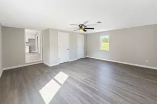 8275 Bay Dr, Quinlan, TX 75474 - Photo 9