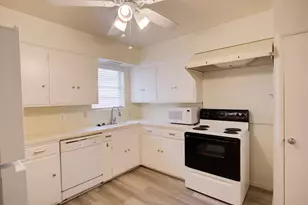 6552 St Moritz Ave, Dallas, TX 75214 - Photo 5