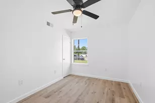 204 S Lillis Ln, Denison, TX 75020 - Photo 13