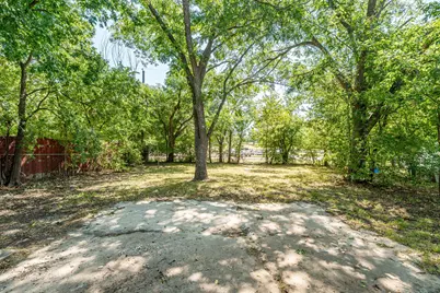 204 S Lillis Lane, Denison, TX 75020 - Photo 19