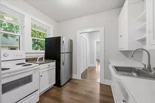 711 Brown St, Waxahachie, TX 75165 - Photo 7