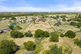 737 Bunk House Dr, Venus, TX 76084 - Photo 37