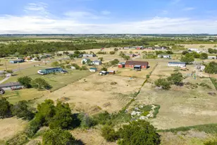 737 Bunk House Dr, Venus, TX 76084 - Photo 35