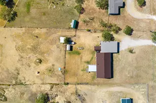 737 Bunk House Dr, Venus, TX 76084 - Photo 35
