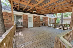 3649 Youpon St, Huntsville, TX 77340 - Photo 15