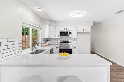 3109 Fairgate Drive, Carrollton, TX 75007 - Photo 9