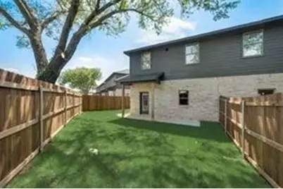 721 N Jefferson Street, Pilot Point, TX 76258 - Photo 7