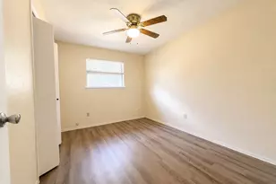 2025 Meadow Glen, Irving, TX 75060 - Photo 9