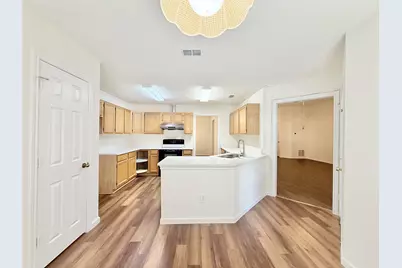 4512 Queenswood Drive, Grand Prairie, TX 75052 - Photo 15