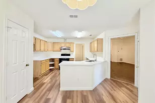 4512 Queenswood Dr, Grand Prairie, TX 75052 - Photo 15