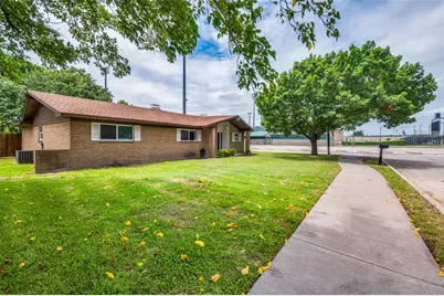100 High School Drive, Waxahachie, TX 75165 - Photo 3