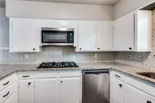 100 High School Dr, Waxahachie, TX 75165 - Photo 13