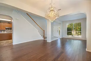 8172 Peacock Ln, Frisco, TX 75035 - Photo 5