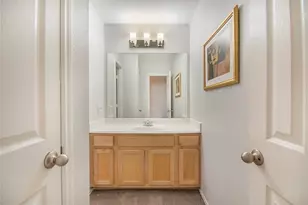 8172 Peacock Ln, Frisco, TX 75035 - Photo 27