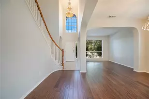 8172 Peacock Ln, Frisco, TX 75035 - Photo 3