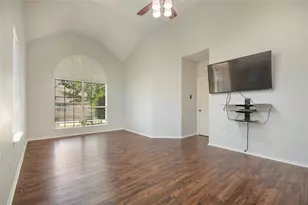 8172 Peacock Ln, Frisco, TX 75035 - Photo 15