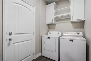 519 W Ford St, Denison, TX 75020 - Photo 9