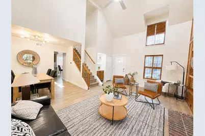 300 Lamesa Court, Irving, TX 75063 - Photo 5
