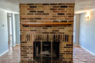 2301 Villanova St, Arlington, TX 76018 - Photo 9