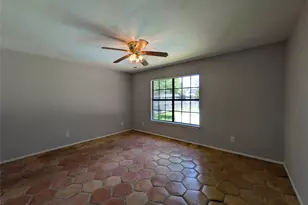 2301 Villanova St, Arlington, TX 76018 - Photo 13