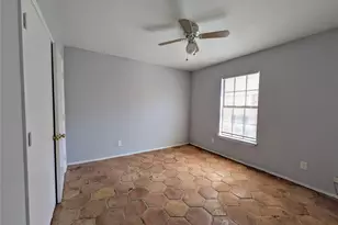 2301 Villanova St, Arlington, TX 76018 - Photo 17