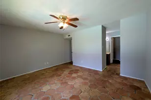 2301 Villanova St, Arlington, TX 76018 - Photo 13