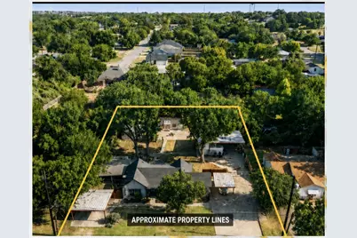 314 W 4th Street, Weatherford, TX 76086 - Photo 1