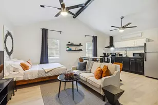 2435 W 10th St, Dallas, TX 75211 - Photo 27