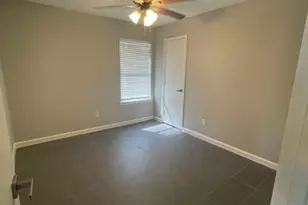 320 Queens Ct N, Mansfield, TX 76063 - Photo 5