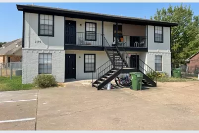 320 Queens Court N, Mansfield, TX 76063 - Photo 1